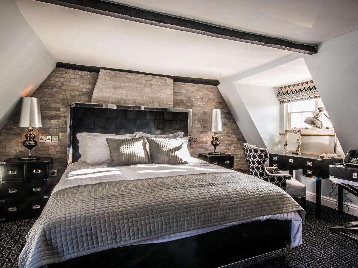 Hotel The Royal Standard à Ely Extérieur photo