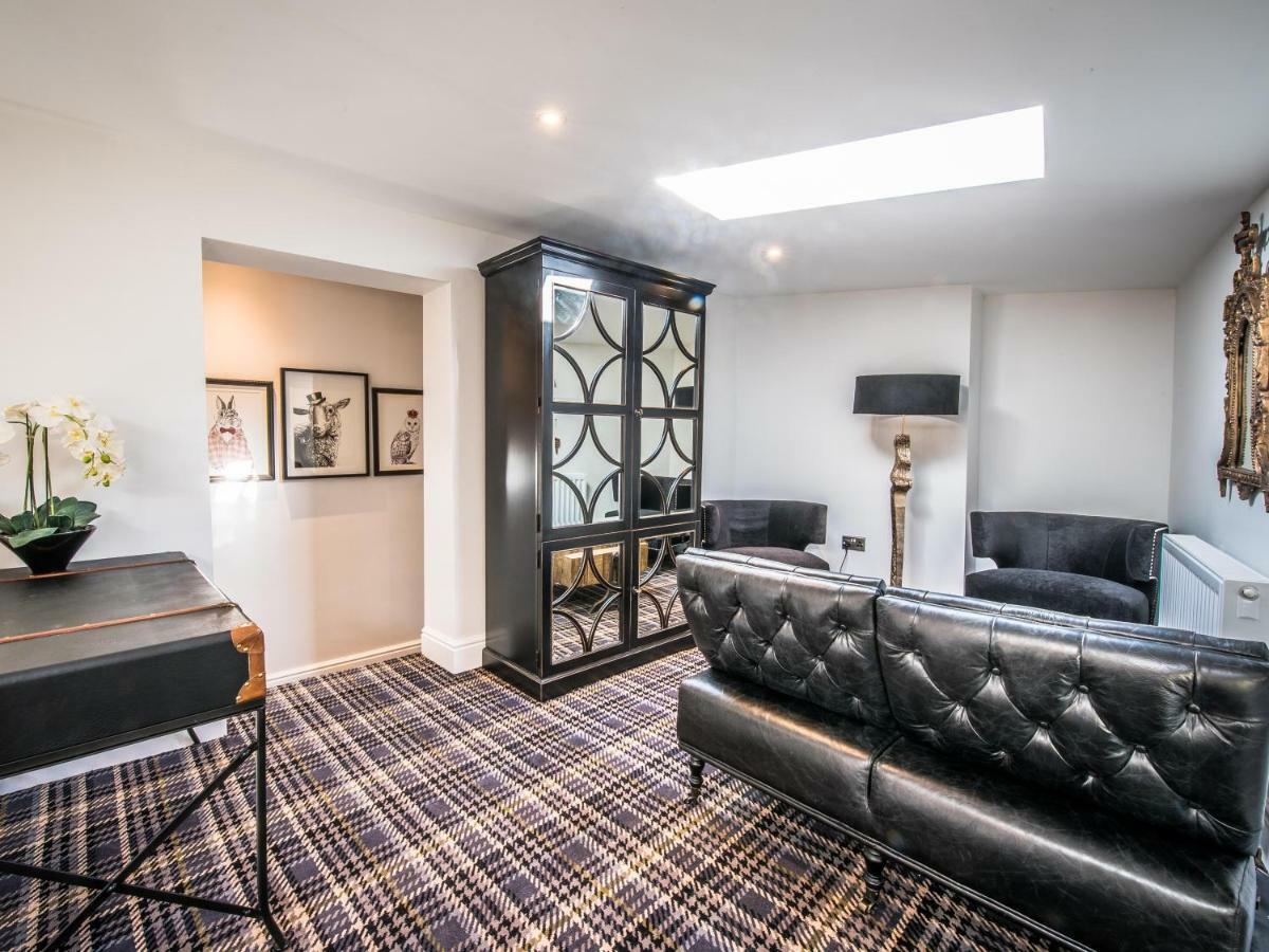 Hotel The Royal Standard à Ely Extérieur photo
